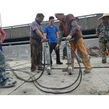 發潤牌柱式液壓分裂棒活塞式分裂棒